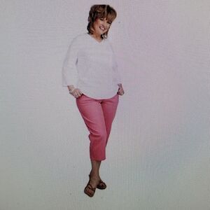 Denim & Co. Modern waist chopped jeans light green